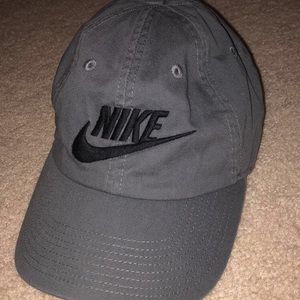 grey nike hat